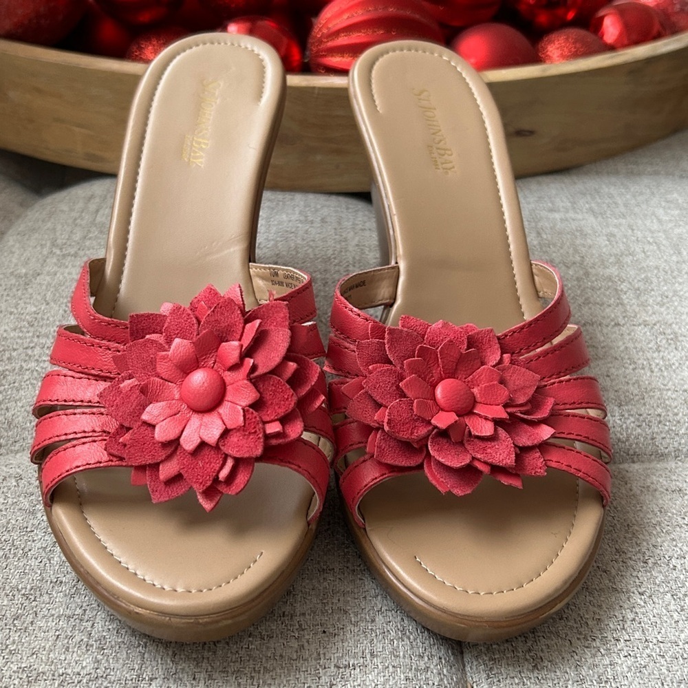 St. John’s Bay Pink Leather Flower Sandals Heeled Mules size 10 - Picture 13 of 13